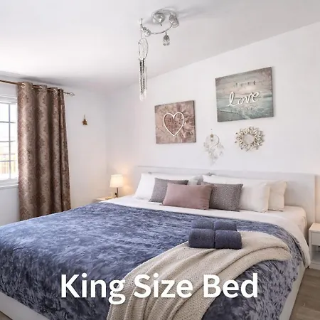 Apartament Poseidon - Stunning Ocean & Pool View Terrace