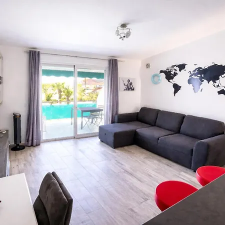 Lejlighed Poseidon - Stunning Ocean & Pool View Terrace